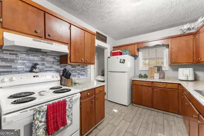 84 Park Street, Toccoa, GA 30577 - Photo 11