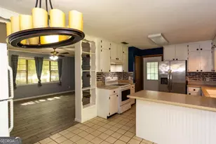 274 S Anita St, Waycross, GA 31503 - Photo 9