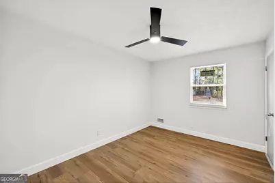 7336 Camelot Court, Riverdale, GA 30296 - Photo 17