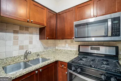 2479 Peachtree Road NE #APT 708, Atlanta, GA 30305 - Photo 11