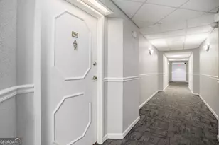 2479 Peachtree Rd NE, Atlanta, GA 30305 - Photo 3