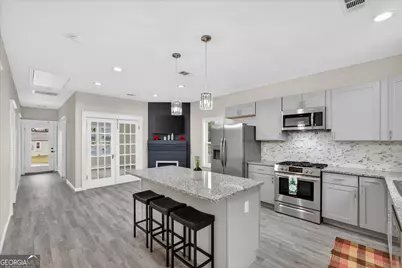 227 Glass Street, Savannah, GA 31415 - Photo 11