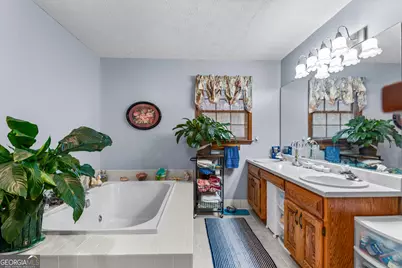 102 Hayes Circle, Rex, GA 30273 - Photo 23