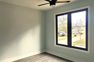 233 E Tinsley St, Griffin, GA 30223 - Photo 23