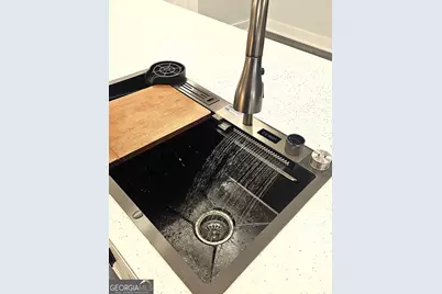 233 E Tinsley Street, Griffin, GA 30223 - Photo 11