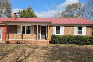 1024 Mt Olivet Rd, Hartwell, GA 30643 - Photo 1