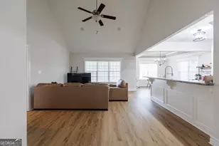 4052 Glen Laurel Dr E, Valdosta, GA 31605 - Photo 5