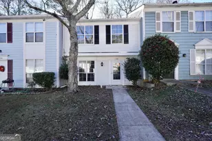 5702 Wells Cir, Stone Mountain, GA 30087 - Photo 1