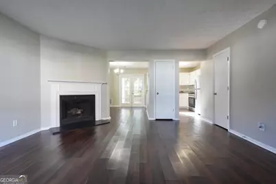 5702 Wells Circle, Stone Mountain, GA 30087 - Photo 7