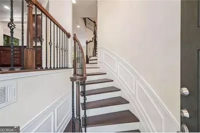 3282 Ferncliff Lane, Atlanta, GA 30324 - Photo 9