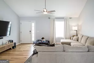 1157 Tanner Cir, Blackshear, GA 31516 - Photo 9