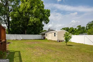 1157 Tanner Cir, Blackshear, GA 31516 - Photo 33