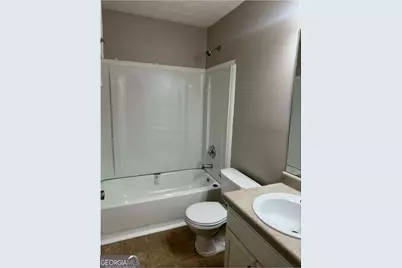 5548 Pineridge Court, Forest Park, GA 30297 - Photo 3