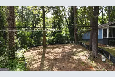1050 Cato Street NW, Atlanta, GA 30318 - Photo 3