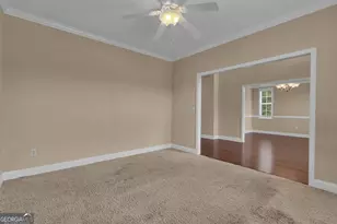 102 Plantation Ct, Lagrange, GA 30240 - Photo 9