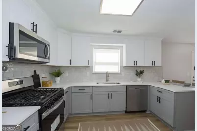 833 Oakview Trace, Atlanta, GA 30349 - Photo 5