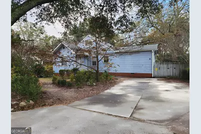 210 Penn Avenue, Dublin, GA 31021 - Photo 1