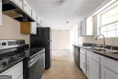 1050 Longview Trail, Griffin, GA 30223 - Photo 7