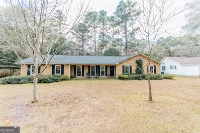 1009 N Davis Drive, Perry, GA 31069 - Photo 1