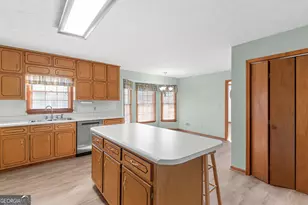 255 White Acres Dr, Stockbridge, GA 30281 - Photo 17