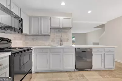 1946 Cornell Way, Morrow, GA 30260 - Photo 9