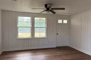 184 Belvue Ave, Lyons, GA 30436 - Photo 3