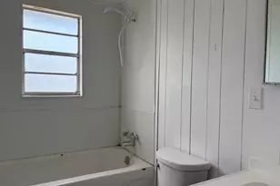 184 Belvue Ave, Lyons, GA 30436 - Photo 7