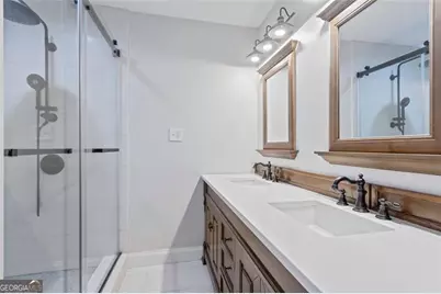 505 Wyncourtney Drive NE, Sandy Springs, GA 30328 - Photo 15