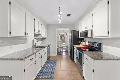 102 Westfield Drive, Warner Robins, GA 31093 - Photo 27