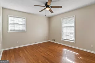 5170 Lost Dutchman Dr, Lithonia, GA 30038 - Photo 9