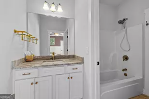 415 Vanderbilt Pkwy, Newnan, GA 30265 - Photo 95