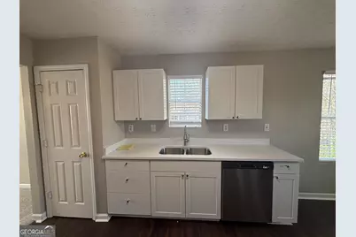 7455 Royal Court, Riverdale, GA 30296 - Photo 7