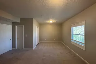 7455 Royal Ct, Riverdale, GA 30296 - Photo 13