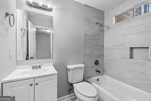 193 Kingsbrook Cir, Newnan, GA 30265 - Photo 35