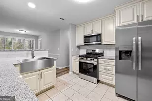 193 Kingsbrook Cir, Newnan, GA 30265 - Photo 19