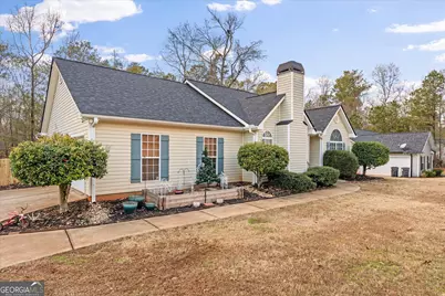 205 Hidden Brook Trail, Newnan, GA 30263 - Photo 3