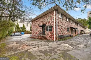 3668 Kingsboro Rd NE, Atlanta, GA 30319 - Photo 9