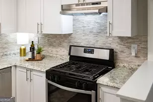 1173 N Hariston Rd, Stone Mountain, GA 30083 - Photo 3