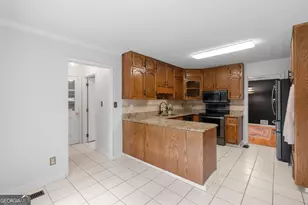 2230 Castle Lake Dr, Tyrone, GA 30290 - Photo 19