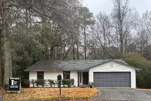 2202 Lowtrail Ct, Lithonia, GA 30058 - Photo 1