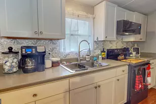 175 Carter St, Richmond Hill, GA 31324 - Photo 7