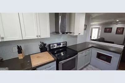 1901 E Farris Avenue, East Point, GA 30344 - Photo 11