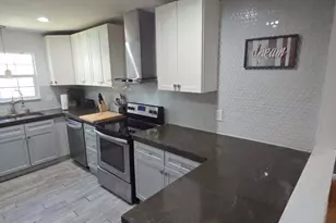 1901 E Farris Ave, East Point, GA 30344 - Photo 9