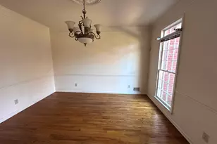 2610 Ashbourne Dr, Lawrenceville, GA 30043 - Photo 9