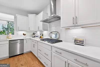 7277 Maple Brook Lane, Flowery Branch, GA 30542 - Photo 33