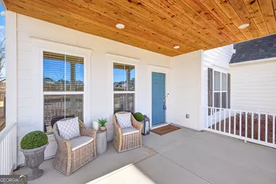 7277 Maple Brook Lane, Flowery Branch, GA 30542 - Photo 9