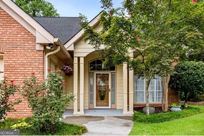 4042 Gables Court, Buford, GA 30519 - Photo 3