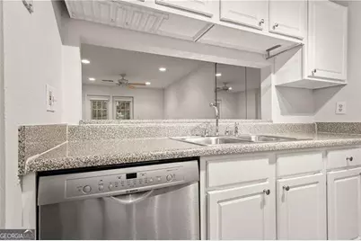 3655 Habersham Road NE #120, Atlanta, GA 30305 - Photo 11