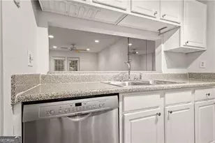 3655 Habersham Rd NE, Atlanta, GA 30305 - Photo 11