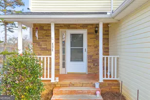 494 Bishop Ct, Commerce, GA 30529 - Photo 3